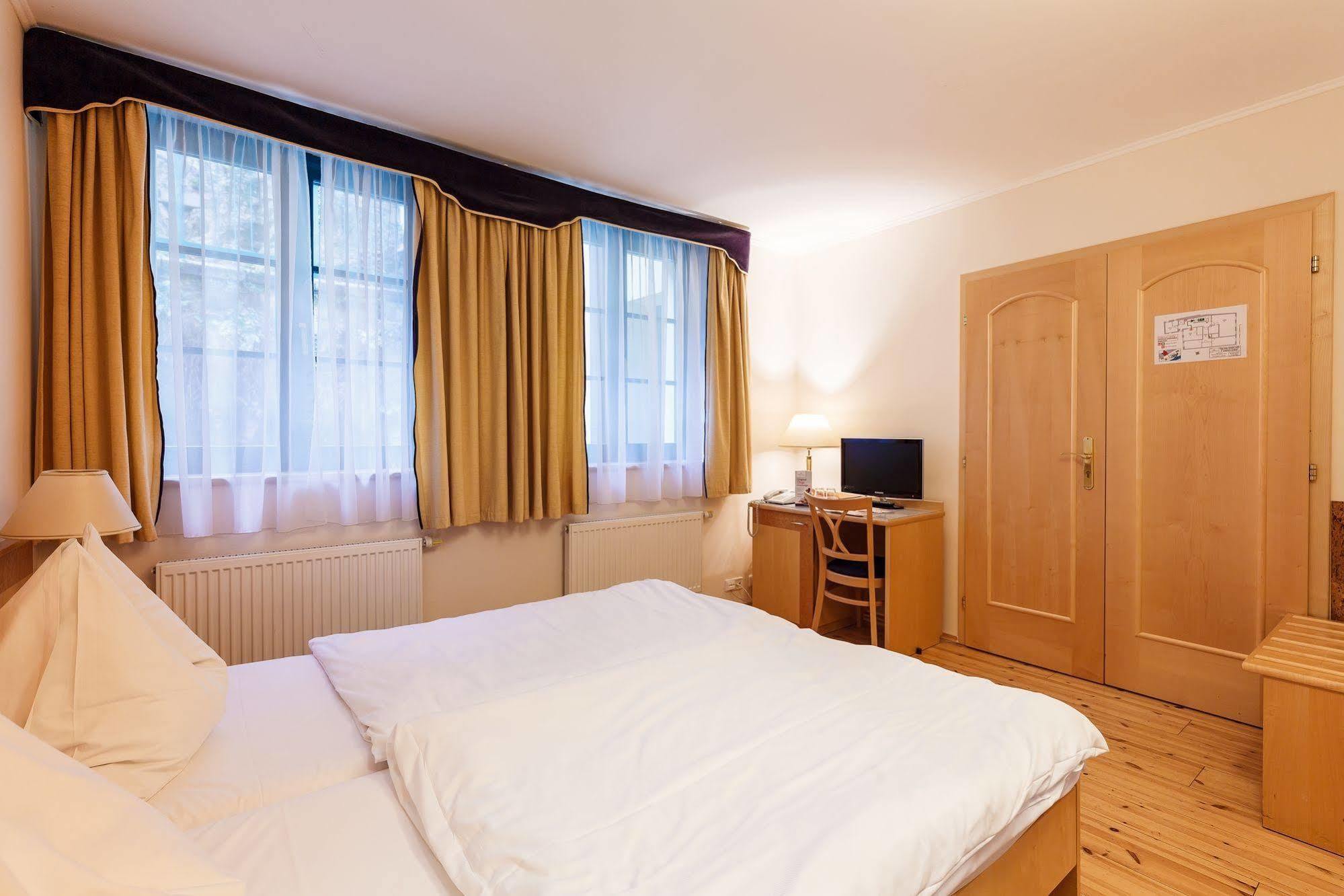 Hotel Maltezsky Kriz Karlsbad Eksteriør billede